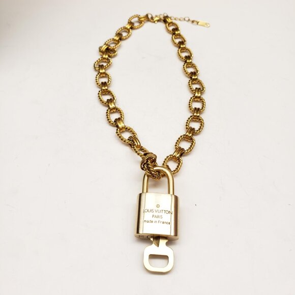 Authentic Louis Vuitton Lock & Key w/ Unbranded Gold Plated Gold Chain Necklace - Picture 10 of 12